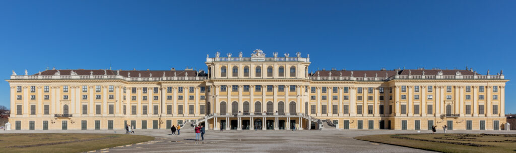 Palacio_de_Schönbrunn,_Viena,_Austria,_2020-02-02,_DD_15 Vídeň -Schonbrunn